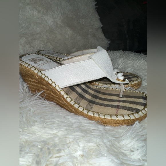 BURBERRY Women's White and Tan‎ Wedge Sandals - Picture 1 of 8